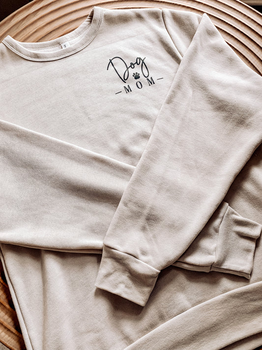 "Dog Mom" Unisex Sweater for Adults